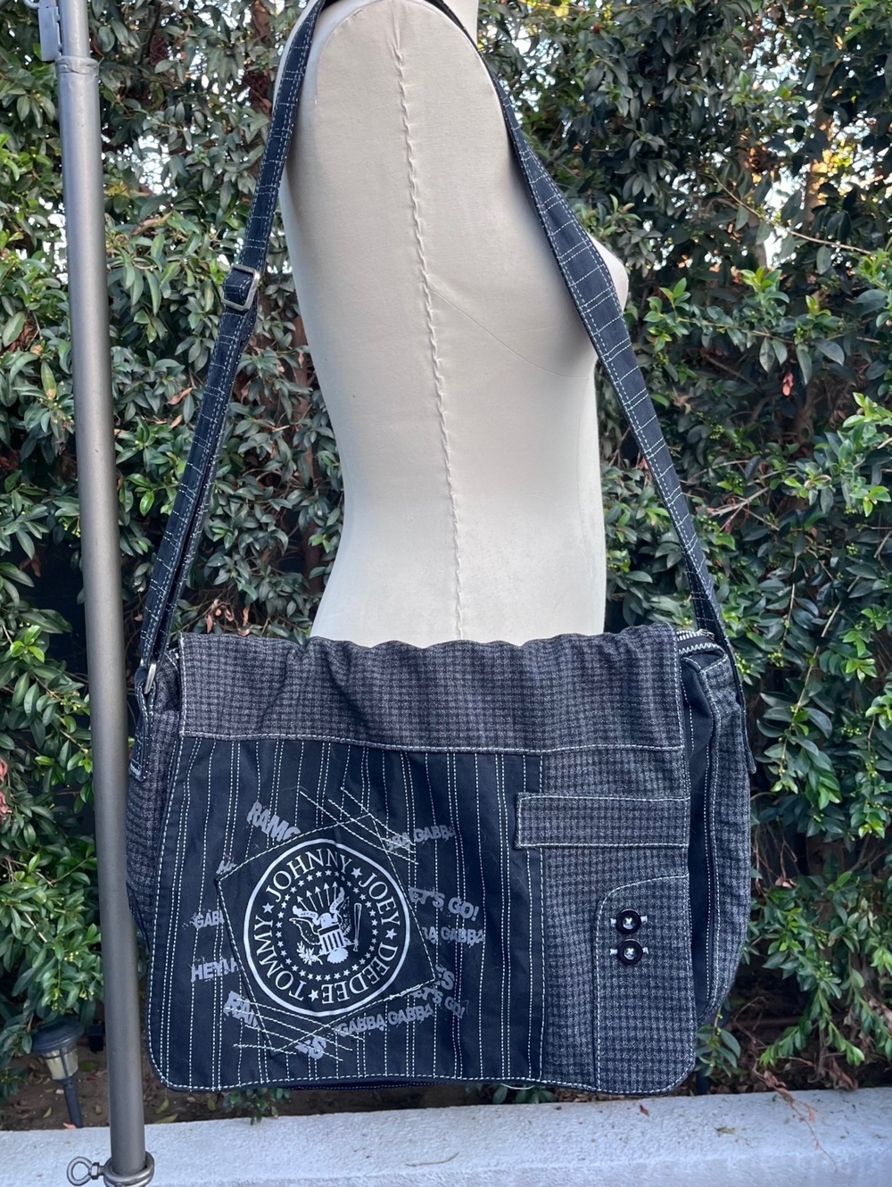 Ramones Vintage Style Black Messenger Bag Gabba Gabba Hey Punk Rock Emo 80s 90